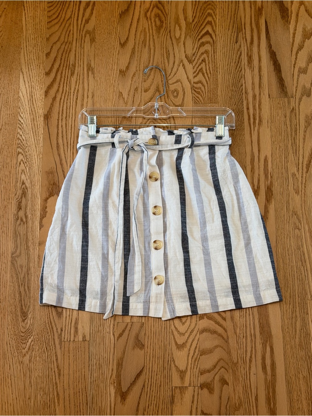 mine Striped Button-Front Mini Skirt - White & Navy, never been worn - Picture 1 of 6